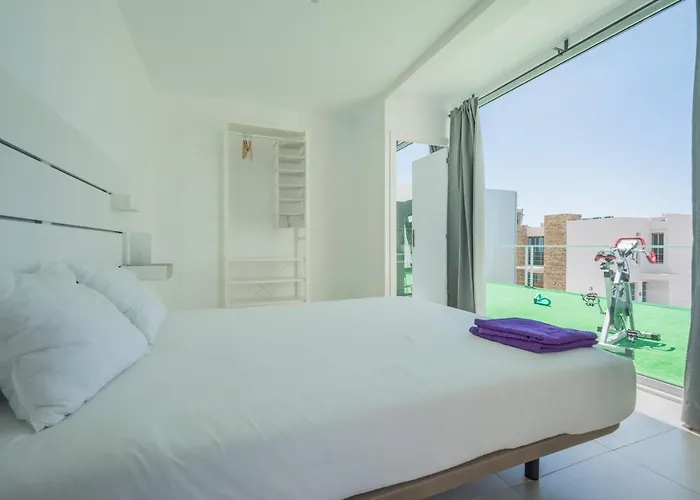 Vill'a&r Tenerife 빌라 *